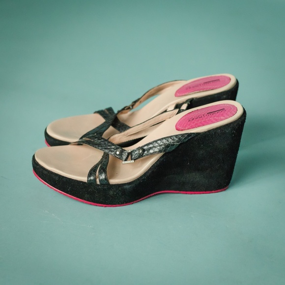 Donald J. Pliner Shoes - Donald J Pliner 9.5 Black Pink Suede Wedge Sandals